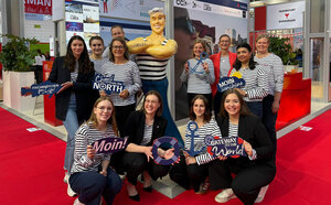 Das Team Hamburg am Hamburg Stand der IMEX in Frankfurt
