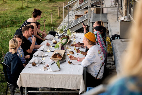 OPEN MOUTH - GOOD ACTION