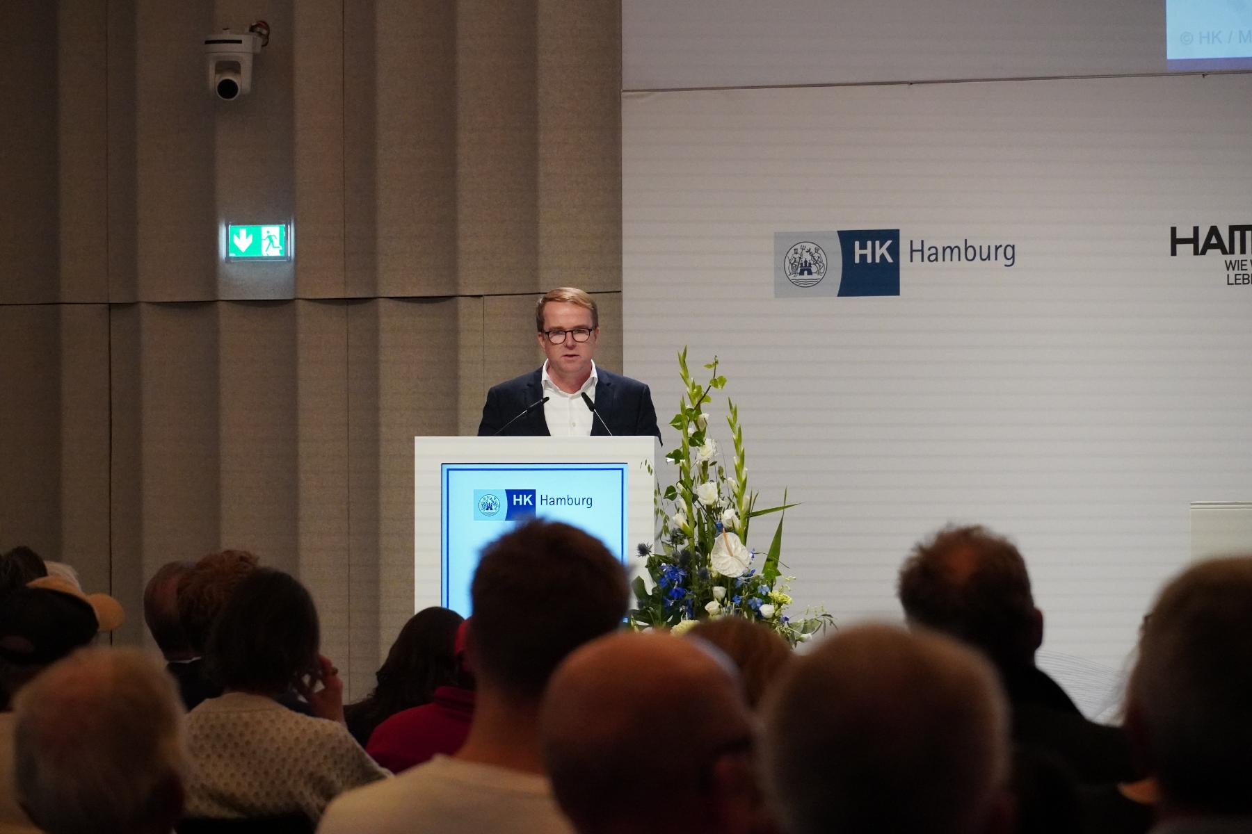 Redner in der Handelskammer Hamburg